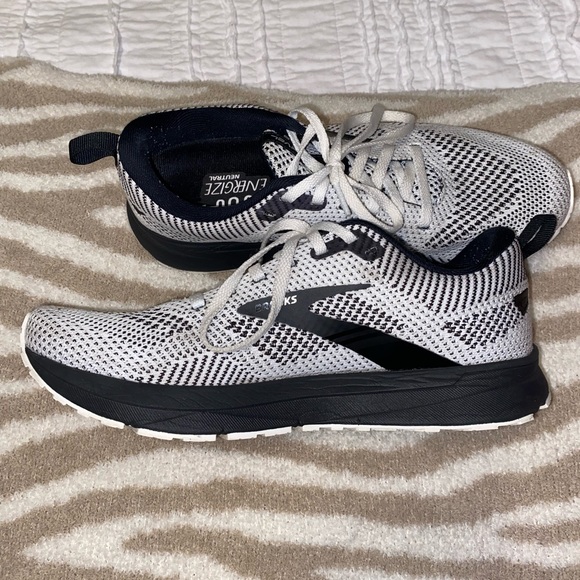 Brooks Revel 5 - Picture 11 of 11